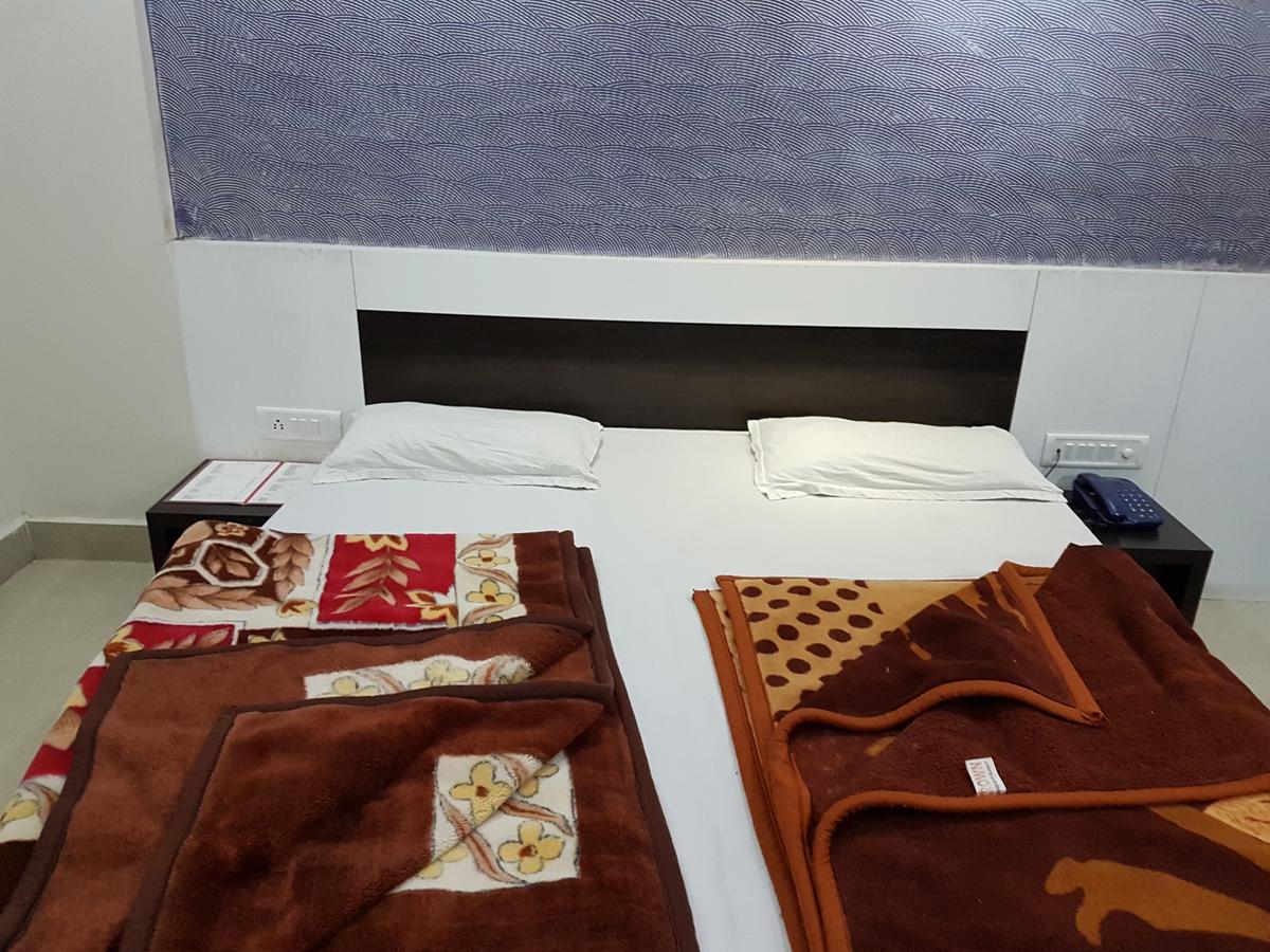 Hotel Raviji'S Retreat Abu Zewnętrze zdjęcie