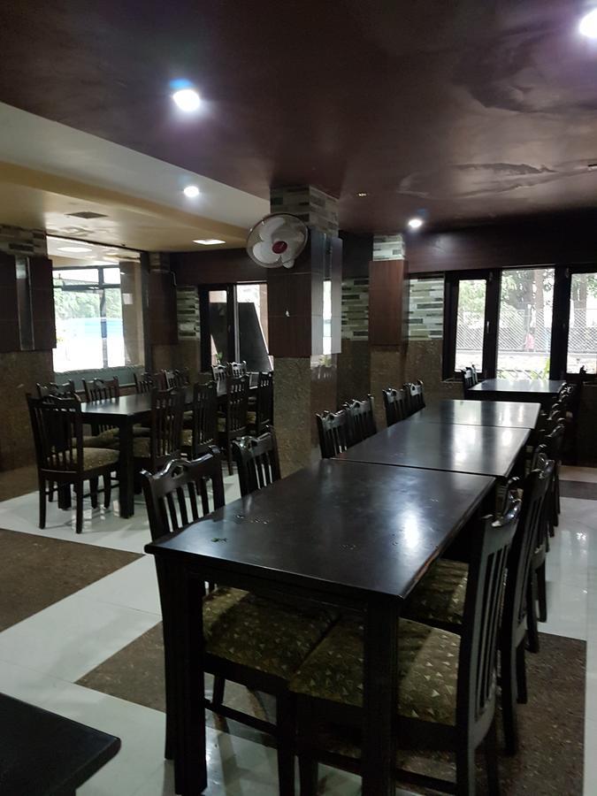 Hotel Raviji'S Retreat Abu Zewnętrze zdjęcie